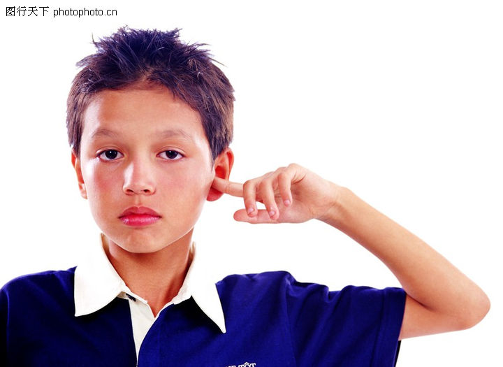 天真儿童0047-天真儿童图-人物图库-瘦男孩掏