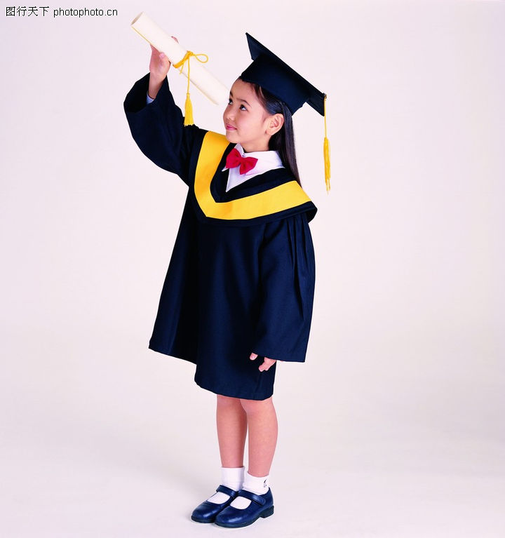 儿童世界0119-儿童世界图-人物图库-向右 凝视