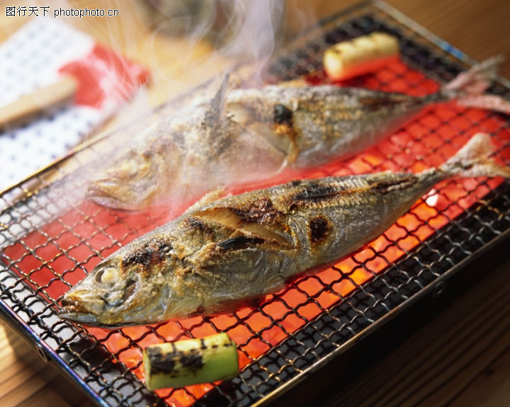 式美食0023-日式美食图-美食图库-鲈鱼 铁板 烧烤
