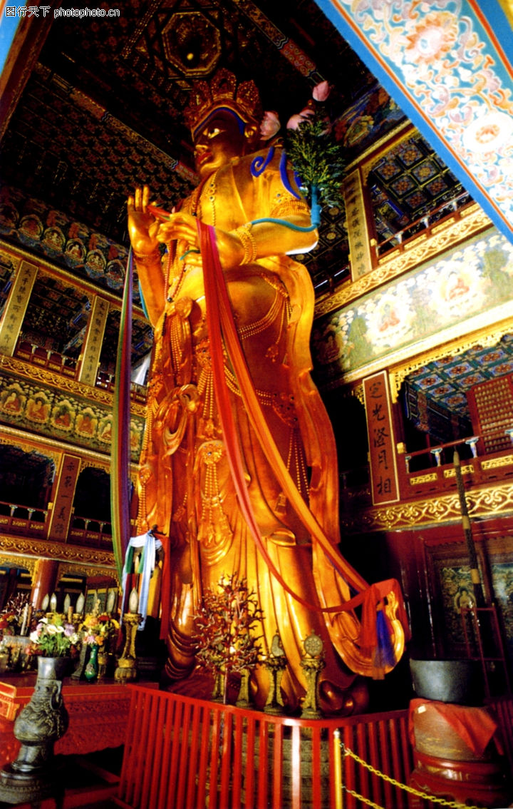 雍和宫弥勒佛站像