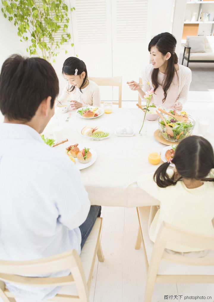 家庭餐桌0120-家庭餐桌图-饮食图库-一起进餐
