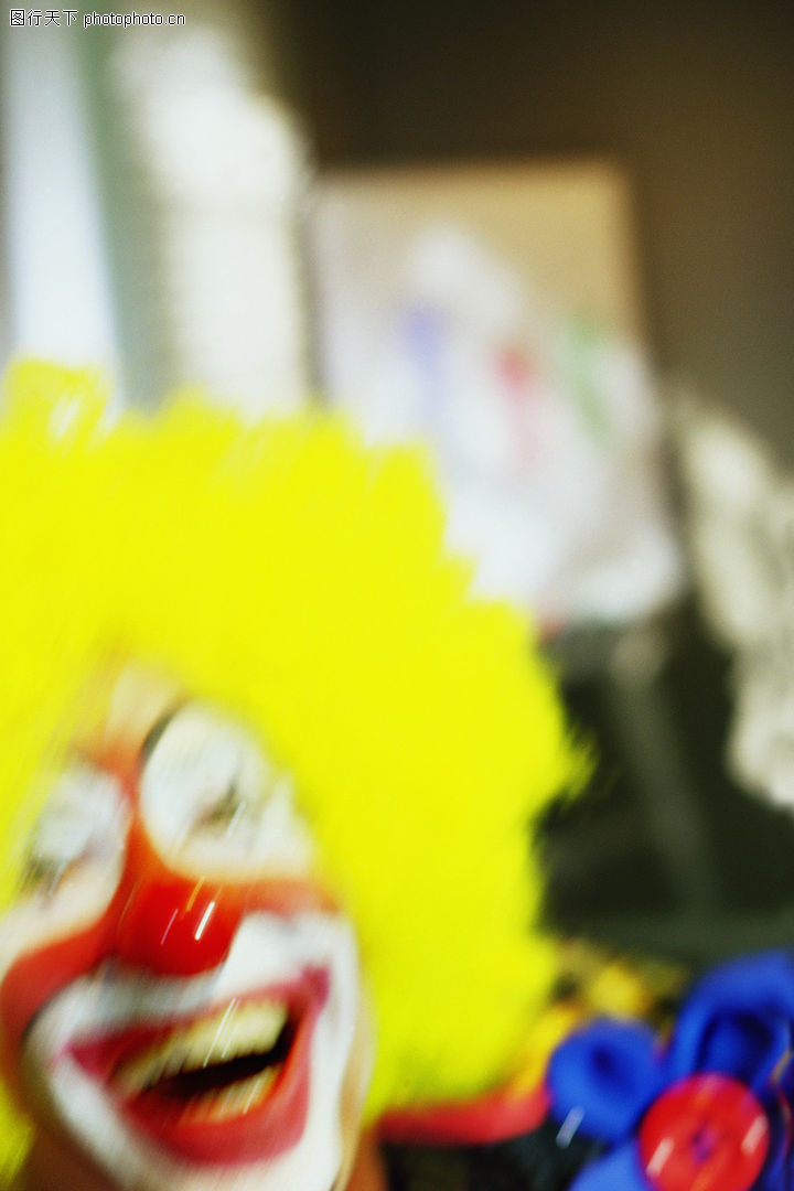 另类人群0017-另类人群图-青少年图库-红鼻子