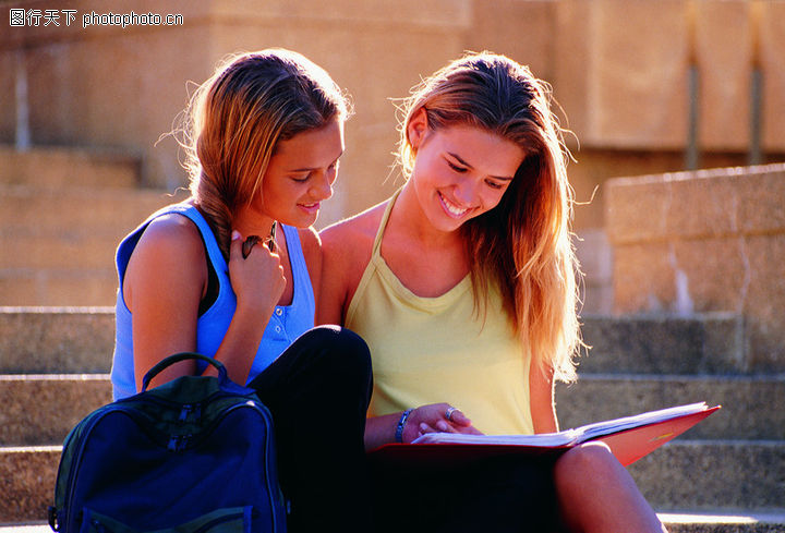 时尚<em>青年</em>0093-时尚<em>青年</em>图-<em>青少年</em>图库-看书 黄